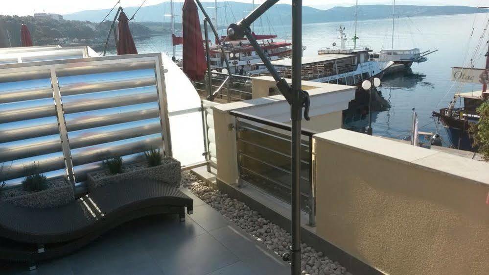 Hotel Marina Krk Town Exterior foto